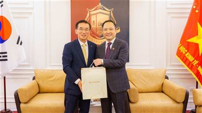 KBSV và Trường Đại học Kinh Tế - ĐHQGHN (UEB) thúc đẩy hợp tác chiến lược: Ươm mầm nhân lực tài chính chất lượng cao
