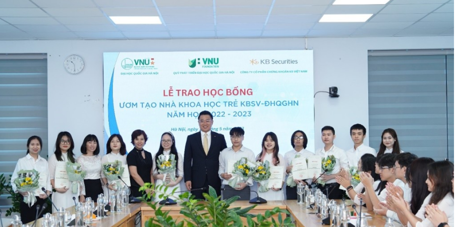 40 scholarships for Vietnam National University Hanoi’s students