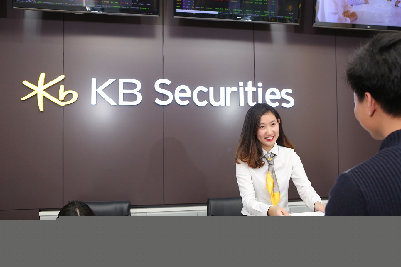 KBSV officially become a member of Derivatives securities trading at HNX